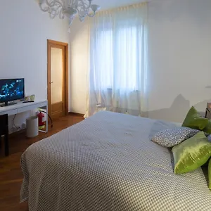 https://bb-la-sapienza-siena.it-tuscanyhotel.com